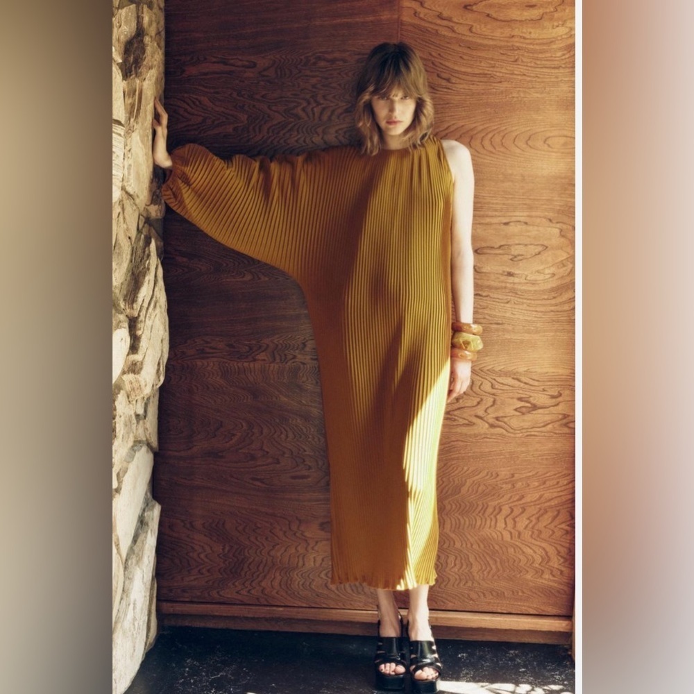 Zara Pleated Asymmetric Mustard Midi Dress Size Medium Oversized Balloon Sleeve